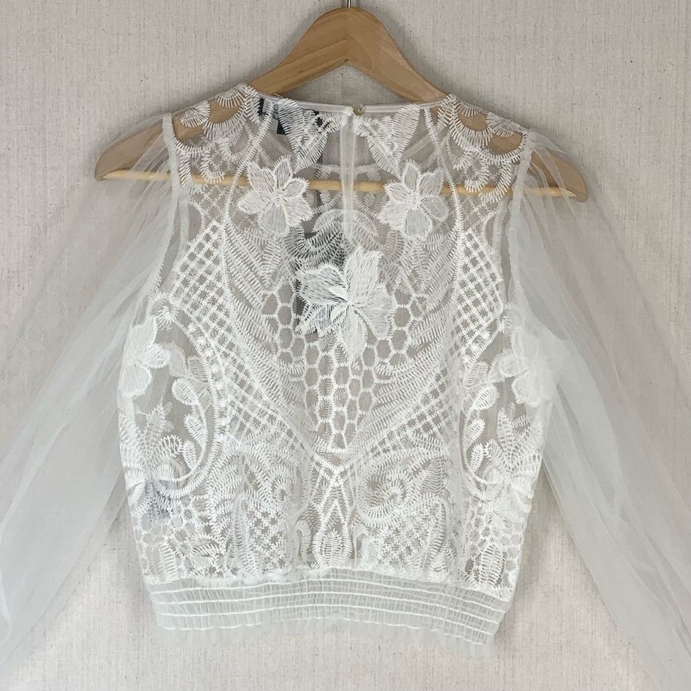 Love‎ University~NWT~Women’s Long Sleeve Sheer Top w/ Appliques~White~Sz S - Picture 11 of 15